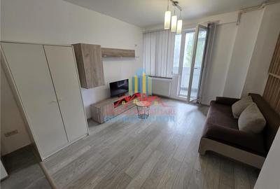 Apartament cu 2 camere decomandat în Militari