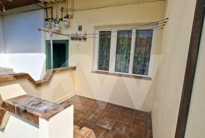 Apartament cu 2 camere decomandat, mobilat în Terezian