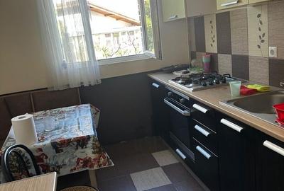 Apartament cu 4 camere decomandat în Titan - 17