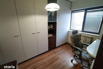 Apartament cu 3 camere decomandat în Centru Civic - 9