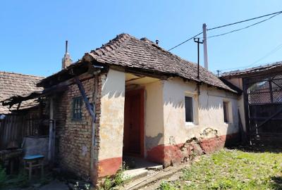 Casă cu 4 camere decomandat în Retiș - 6