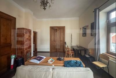 Apartament cu 4 camere decomandat, mobilat în Central - 2
