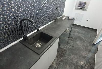 Spațiu comercial, de 120 mp, în Central - 1