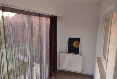Casă cu 2 camere cu Teren 800 Mp în Central