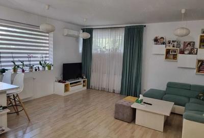 Apartament cu 2 camere decomandat în Berceni