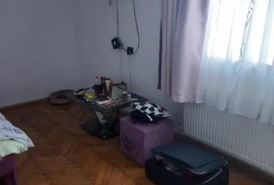 Casă cu 6 camere cu Teren 170 Mp în Tomis I - 11