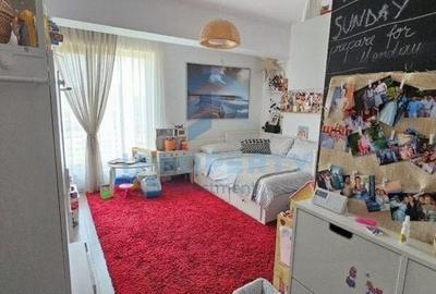 Apartament cu 3 camere în Sisești