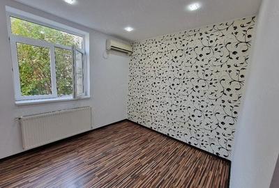 Casă cu 4 camere cu Teren 448 Mp în Rahova