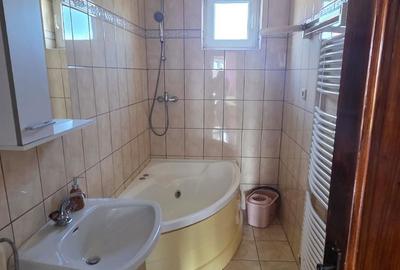 Apartament cu 2 camere semidecomandat în Central - 1