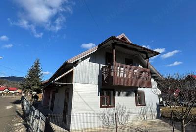 Spațiu comercial, de 250 mp, în Central - 4