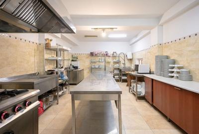 Hotel/Pensiune, de 636 mp, în Moroeni - 35