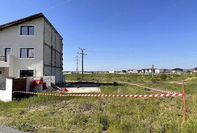 Teren de 240 mp, în Central