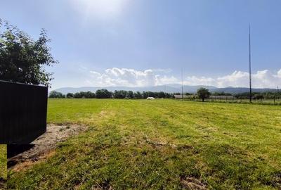 Teren de 588 mp, în Cristian - 3