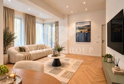Apartament cu 3 camere semidecomandat, mobilat în Ferdinand
