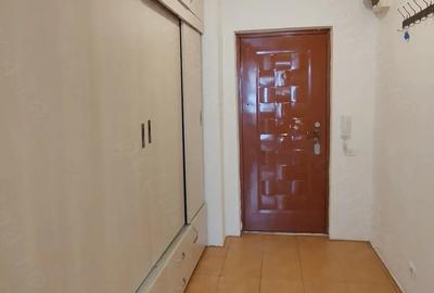Apartament cu 2 camere decomandat în Vitan