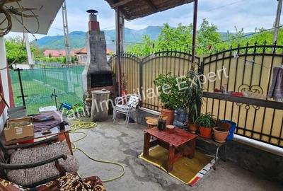 Spațiu comercial, de 250 mp, în Sălătrucu
