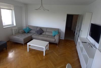 Apartament cu 2 camere decomandat în P-ța Unirii