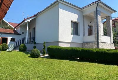 Casă cu 4 camere în Ultracentral