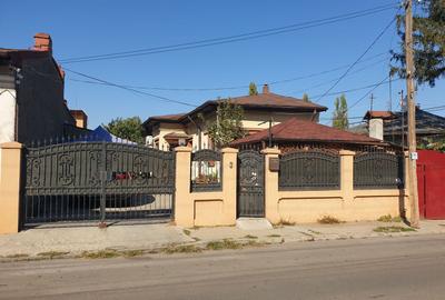 Casă individuală cu 5 camere cu Canalizare în Progresul