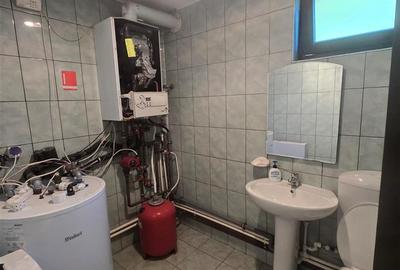 Casă cu 5 camere cu Teren 300 Mp în Bucium - 23
