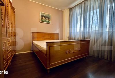 Apartament cu 4 camere decomandat în Decebal