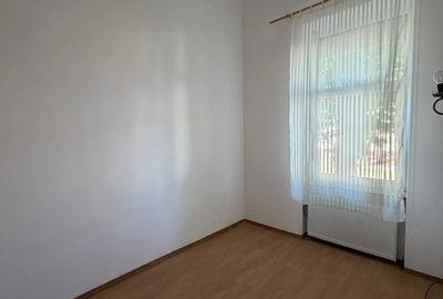 Casă cu 3 camere în Ultracentral