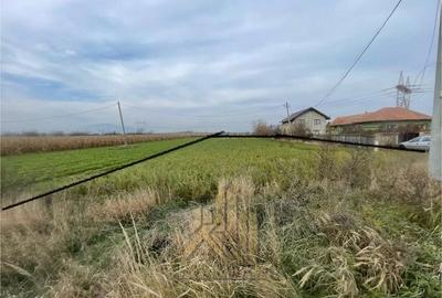 Teren de 300 mp, în Stupini