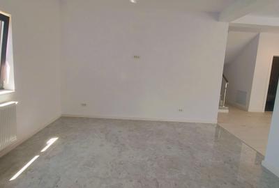 Casă individuală cu 5 camere cu Canalizare în Periferie - 17