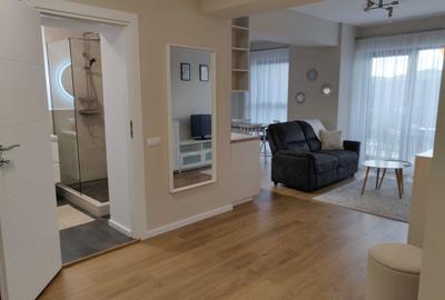 Apartament cu 2 camere decomandat în Exterior Vest