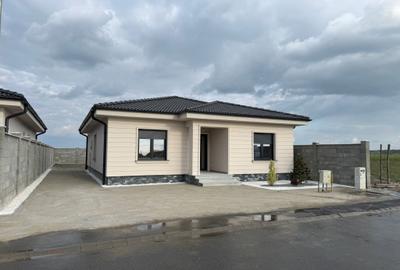 Casă individuală cu 4 camere cu Canalizare în Vladimirescu - 19