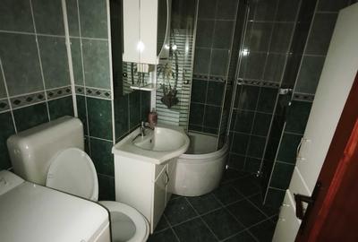 Apartament cu 3 camere decomandat în Central - 8