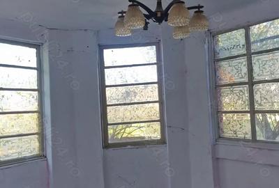 Casă cu 3 camere în Deta - 7