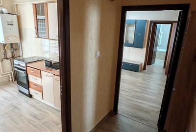Apartament cu 2 camere semidecomandat în Soarelui - 1