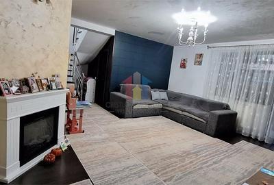 Casă cu 4 camere în Radu Negru