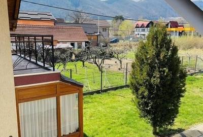 Casă cu 1 camere cu Teren 700 Mp în Bran