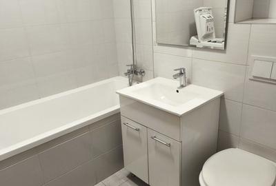 Apartament cu 2 camere decomandat în Noua