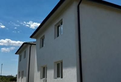 Casă cu 4 camere în Central - 1