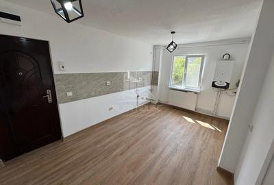 Apartament cu 2 camere semidecomandat în Central - 2