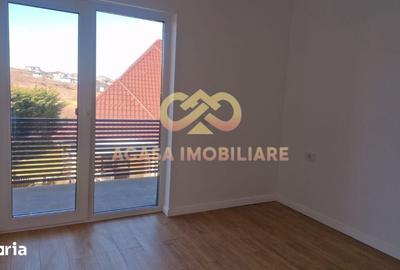 Apartament cu 3 camere decomandat în Bucium - 11