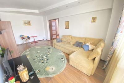 Apartament cu 2 camere semidecomandat, mobilat în Rahova