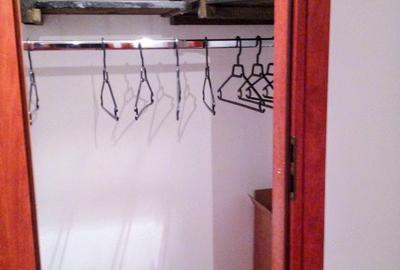Apartament cu 2 camere decomandat în Est