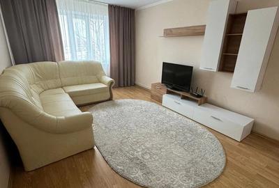 Apartament cu 2 camere decomandat în Obor