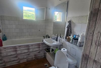 Apartament cu 3 camere decomandat în Tomești - 5