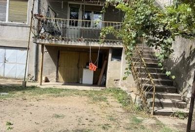 Apartament cu 3 camere decomandat în Titulescu