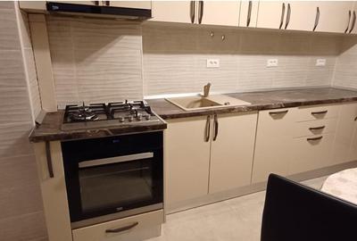 Apartament cu 3 camere decomandat, mobilat în 13 Decembrie - 9