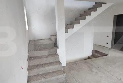 Casă cu 15 camere cu Teren 1000 Mp în Dumbrava - 8