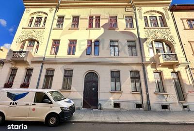 Apartament cu 4 camere, mobilat în Central - 13