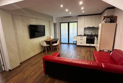 Apartament cu 3 camere decomandat, mobilat în Valea Adâncă