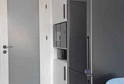 Apartament cu 3 camere semidecomandat în Central - 2