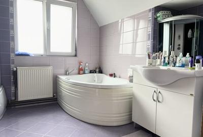 Casă individuală cu 4 camere cu Piscina în Săcălaz - 10